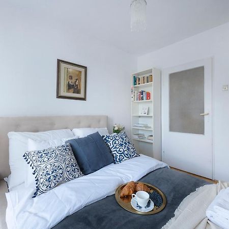 P&O Service Apartments Belwederska Varsó Kültér fotó
