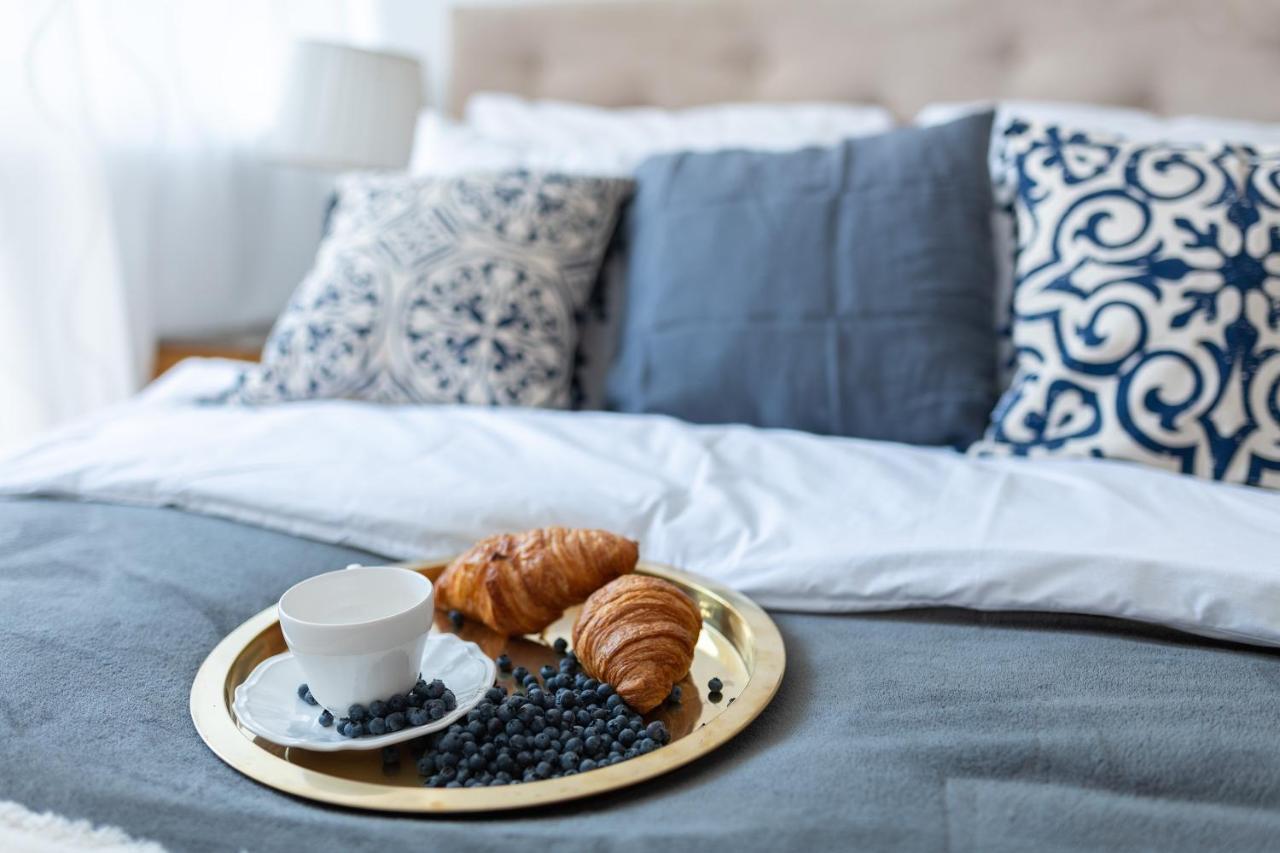 P&O Service Apartments Belwederska Varsó Kültér fotó