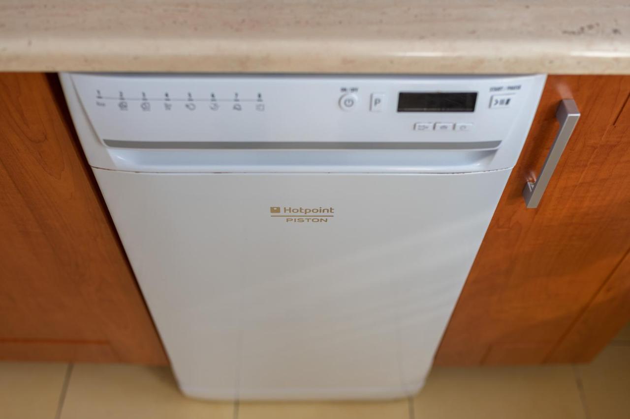 P&O Service Apartments Belwederska Varsó Kültér fotó